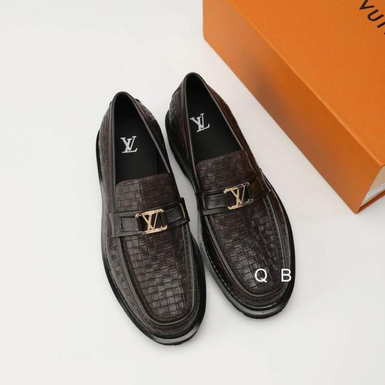 Picture of Louis Vuitton Shoes _SKULVsz38-45BS072013131